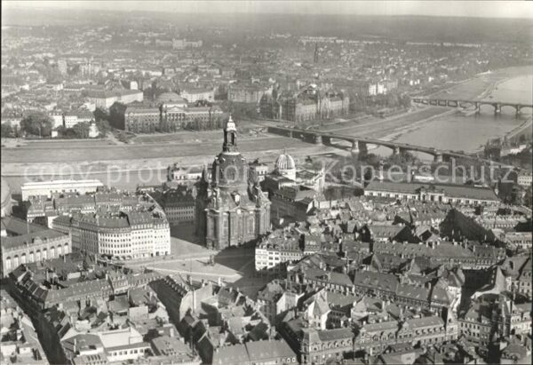 Dresden Neumarkt Frauenkirche