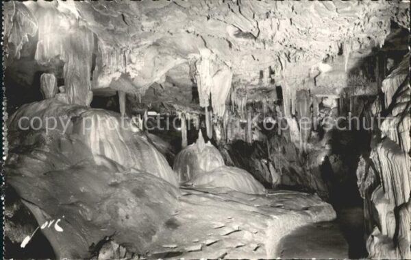 Hoehlen Caves Grottes Betharram Entree de la salle des lustre