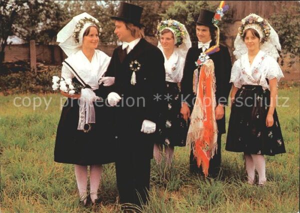Hochzeit Niedersorben Heinersbrück Trachten