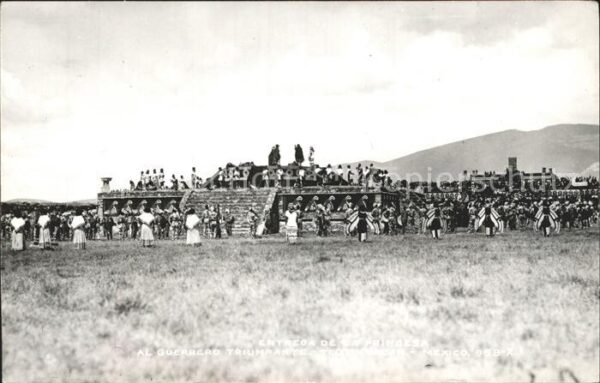 Teotihuacan Entrega de la Princesa al Guerrero Triu