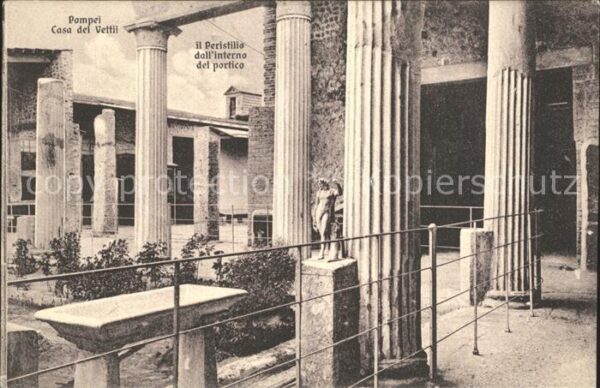 Pompei Casa dei Vettii Peristilio dall interno