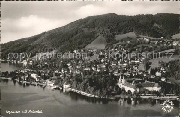 Tegernsee mit Neureuth Fliegeraufnahme