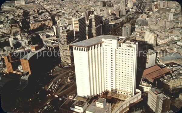 Mexico City Glorieta Colon con el Hotel Fiesta Pala