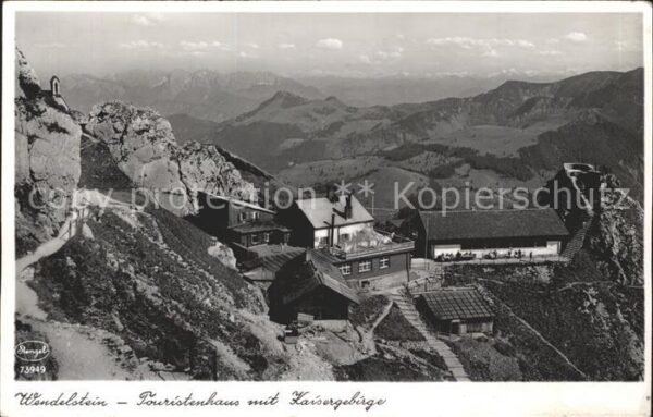 Wendelstein Berg Touristenhaus mit Kaisergebirge Fernbli