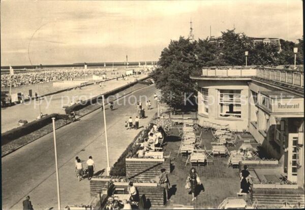 Warnemuende Ostseebad Blick von der Terrasse der HOG Strandha