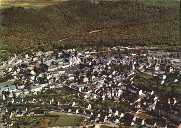 Pruem Eifel Fliegeraufnahme mit Basilika
