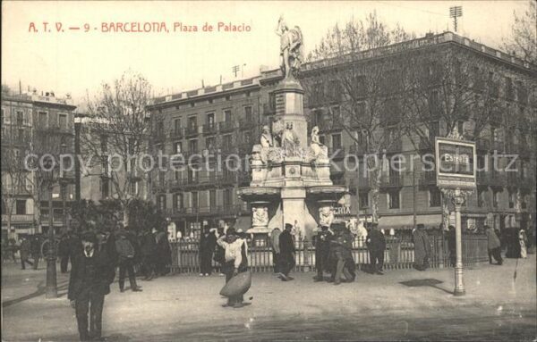 Barcelona Cataluna Plaza de Palacio