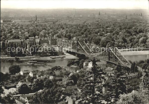 Dresden Blick von den Löschwitzhöhen auf Elbe u