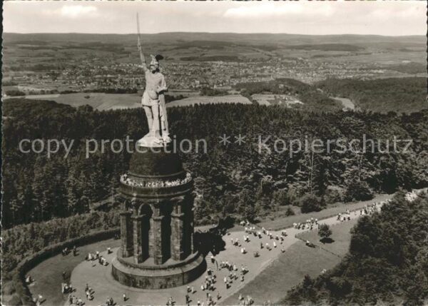 Hermannsdenkmal Fliegeraufnahme im Teutoburger Wald
