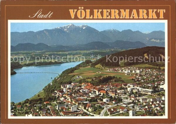Voelkermarkt am Stausee der Drau gegen Hochobir Kara