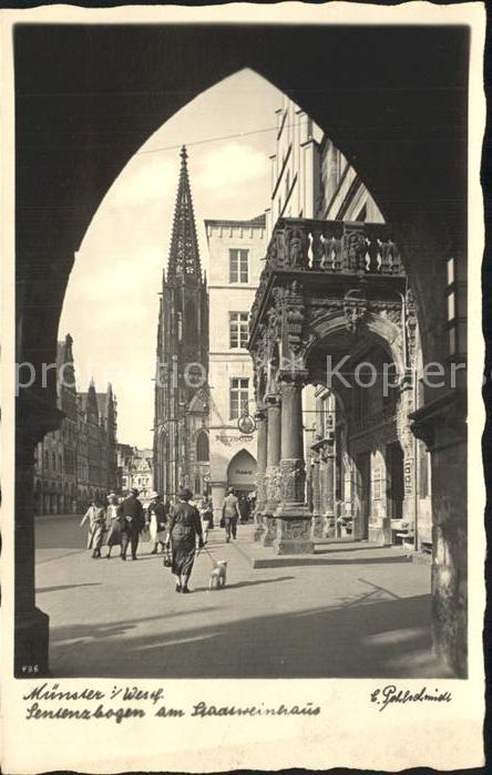 Muenster Westfalen Sentenzerbogen am Stadtweinhaus