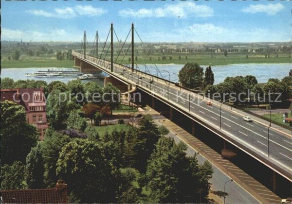 Duesseldorf Theodor Heuss Brücke