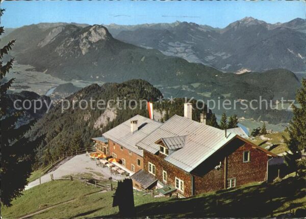 Kufstein Tirol Vorderkaiserfeldenhütte mit Rofan und K