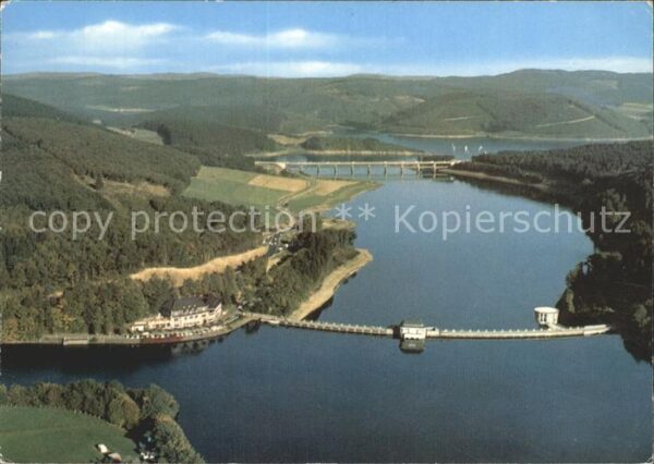 Listertalsperre mit Blick auf den Biggesee