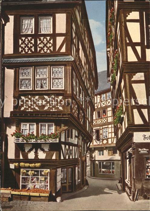 Bernkastel-Kues Alte Fachwerkhäuser Markt