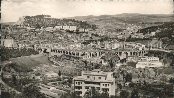 Constantine Algerien Fliegeraufnahme mit Viadukt