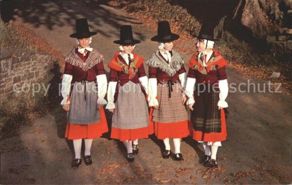 Trachten England Wales Welsh Folk Dancers National Costu