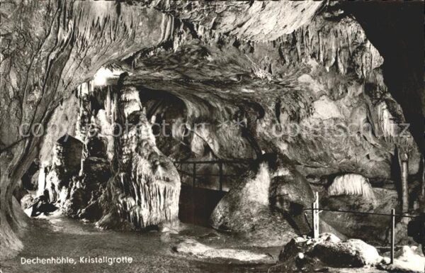 Hoehlen Caves Grottes Dechenhöhle Kristallgrotte