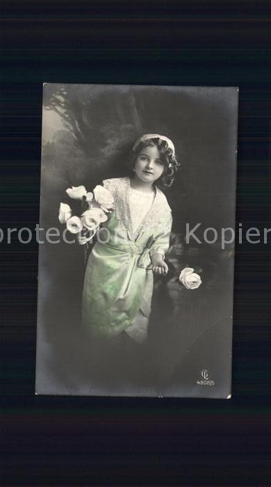 Foto GLCo Nr. 4808/5 Kind Blumen
