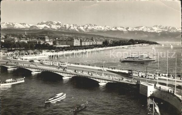 Motorschiffe Strassenbahn Zürich Quaibrücke Utoquai