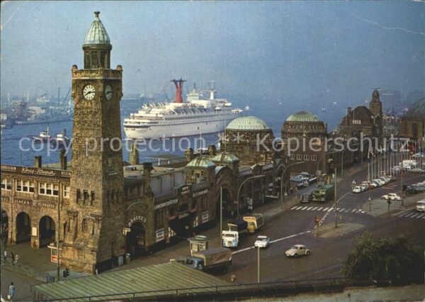 Faehre Ferry Bac Traghetto-- Hamburg St. Pauli-Landungsbrücken