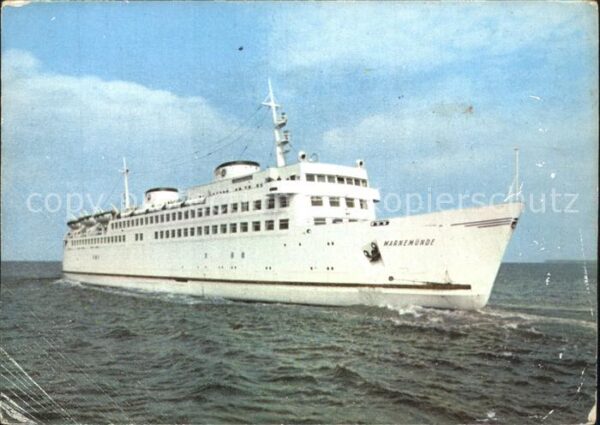 Faehre Ferry Bac Traghetto-- Warnemünde