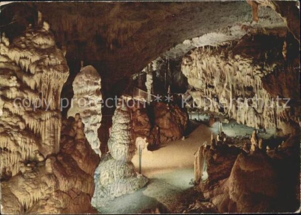 Hoehlen Caves Grottes Bärenhöhle-Karlshöhle Erpfingen