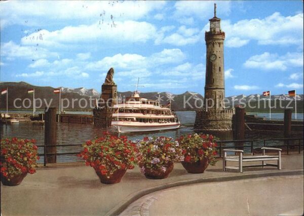 Leuchtturm Lighthouse Lindau Bodensee Hafeneinfahrt