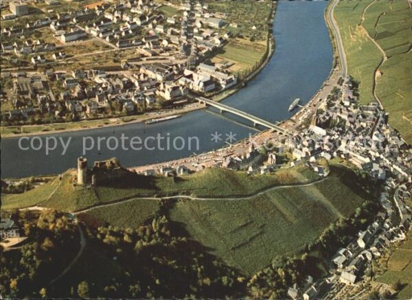 Bernkastel-Kues Moselpartie Jugendherberge Burgruine La