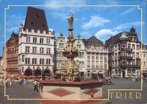 Trier Hauptmarkt mit Steipe und Petrusbrunnen