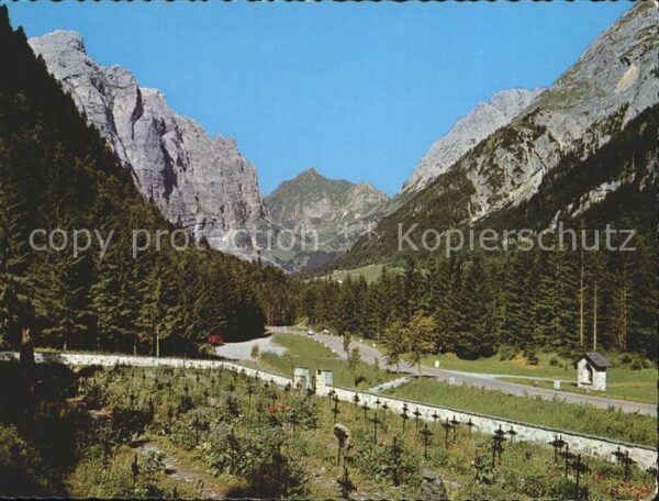 Kaernten Heldenfriedhof an der Plöcken Passstras