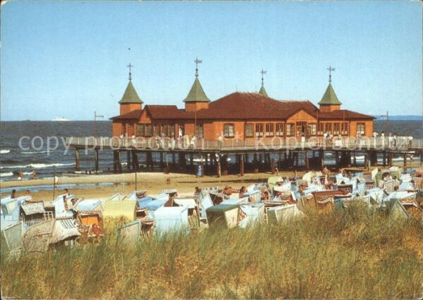 Ahlbeck Ostseebad Seebrücke und Strand