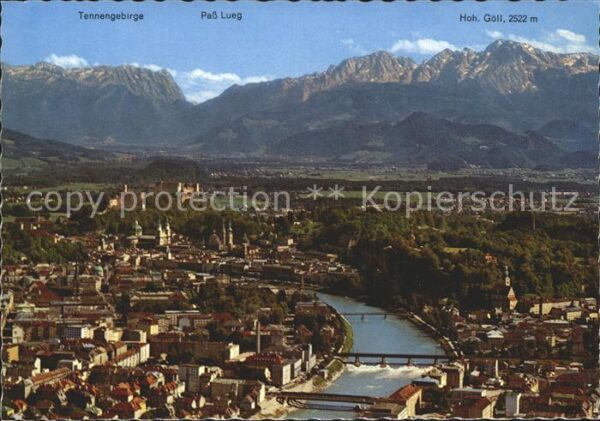 Salzburg Oesterreich Fliegeraufnahme Festspielstadt Brückenp