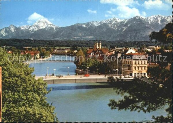 Villach Kaernten Draubrücke mit Mittagskogel