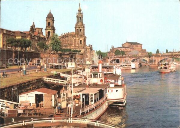 Dresden Dampferanlegestelle Brühlsche Terrasse