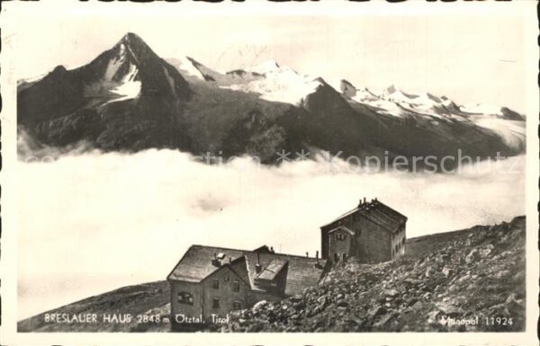 Breslauerhuette Berghaus Ötztal Nebelmeer Alpen
