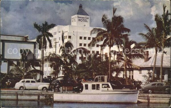 Fort Lauderdale Governors Club Hotel overlooking New Ri