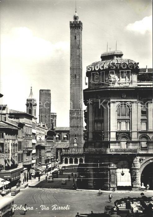 Bologna Via Rizzoli