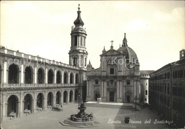 Loreto Ancona Piazza del Santuario