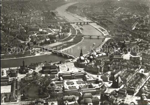 Dresden Neustadt Altstadt Elbe Brücken Fliegera