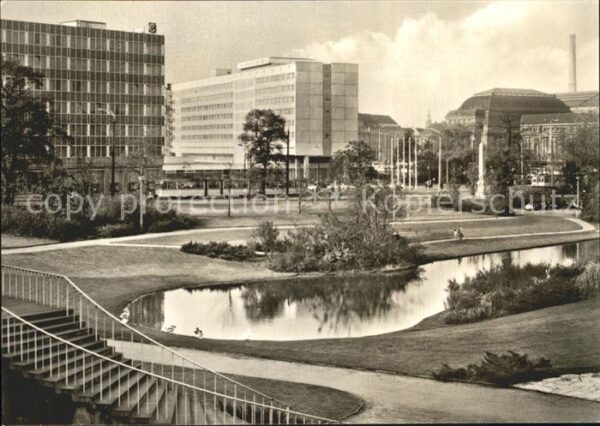 Leipzig Schwanenteich Messestadt