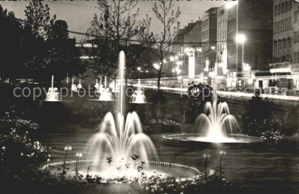 Koeln Rhein Kaiser Wilhelm Ring Wasserspiele Nachta