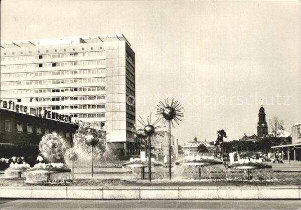 Dresden Prager Strasse Wasserspiele