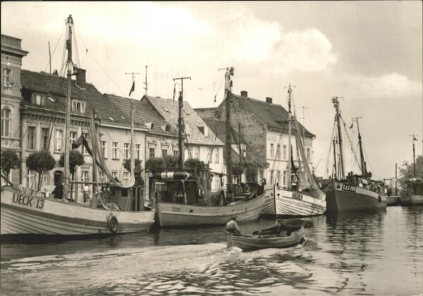 Ueckermuende Am Hafen