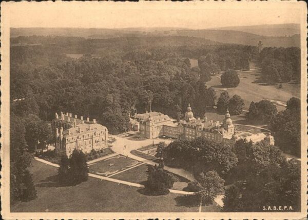 Ardenne-Houyet Chateau d_Ardenne Fliegeraufnahme