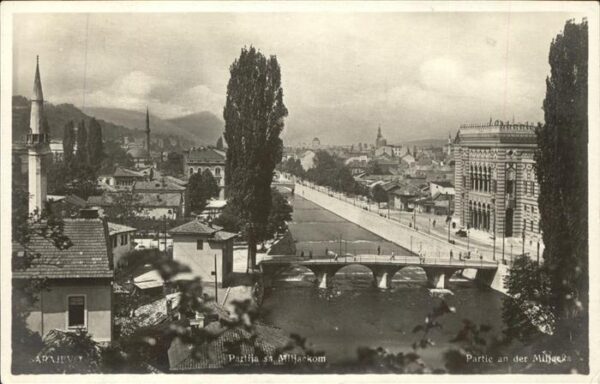 Sarajevo Partie an der Miljacka Teilansicht Brüc