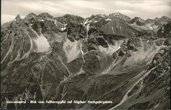 Kleinwalsertal Blick vom Fellhorngipfel auf Allgäuer H