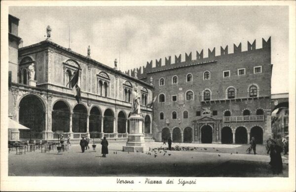 Verona Veneto Piazza dei Signori Denkmal