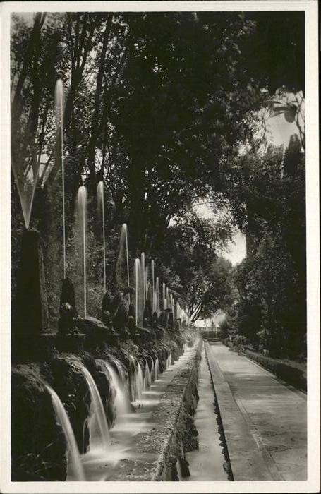 Tivoli Villa d Este Viale delle cento fontane