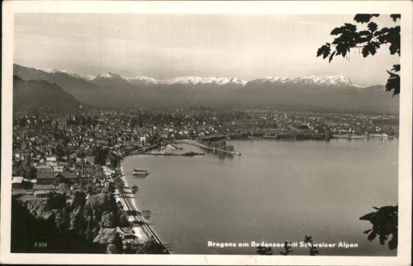 Bregenz Vorarlberg Panorama Bodensee mit Schweizer Alpen